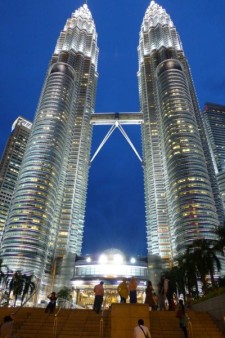 マレーシア  ペトロナスツインタワーと市内散策 【マレーシア】