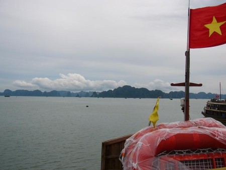 ベトナム  世界遺産 ハロン湾の素晴らしい景色 【ベトナム】