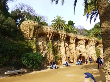 スペイン  グエル公園、カサ・ビセンスを見学_ガウディ建築 【バルセロナ】