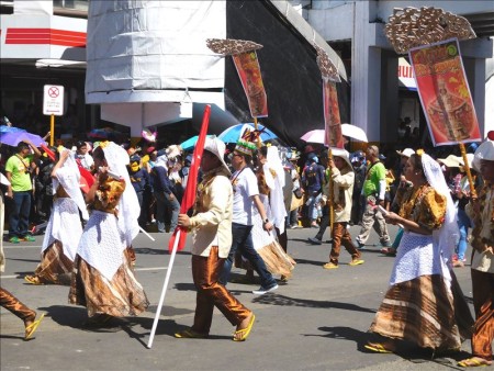 フィリピン  芸能人も参加するシヌログ（Sinulog）祭り 写真集_Vol.8 【セブ島】