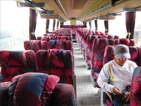 フィリピン  ドゥマゲテからバコロドへのバス移動_2016年1月