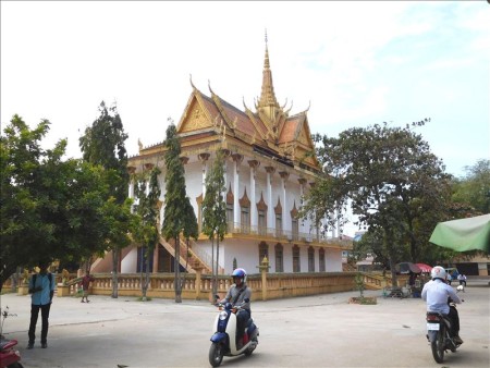 カンボジア  プノンペンの名も無き寺院 「Wat Steung Meanchey」