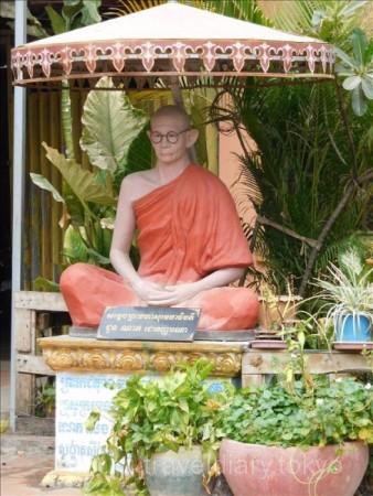 カンボジア  プノンペンの名も無き寺院 「Wat Steung Meanchey」