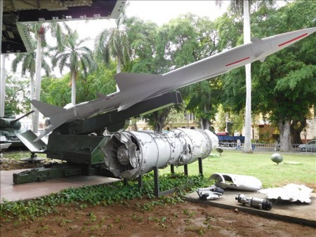 キューバ  キューバ革命に使用した戦闘機・戦車・ジープとか 【キューバ旅行】