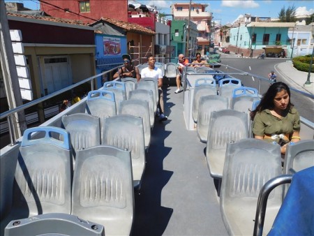 キューバ  2階建てのオープンバスでサンティアゴの市内観光 【キューバ旅行】