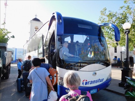 キューバ  トランスツールのバスでトリニダーからハバナへ移動 【キューバ旅行】