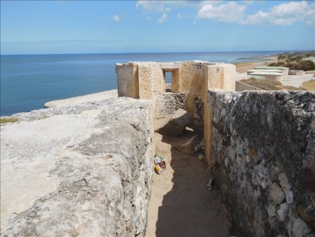 キューバ  世界遺産 ハバナのモロ要塞_城壁の眺めは迫力満点 【キューバ旅行】