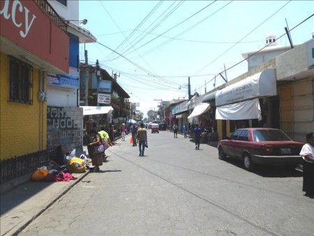 グアテマラ  パナハッチェルのメインロードをブラブラ散策 【グアテマラ旅行】
