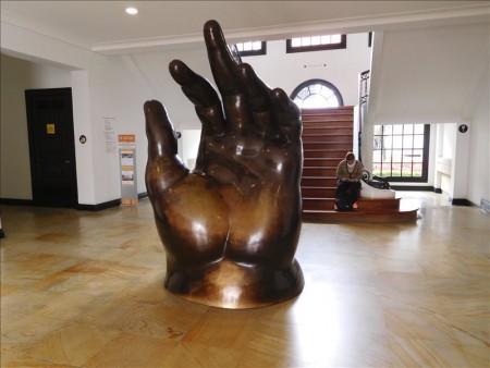 コロンビア  ボテロ博物館にあるボテロ以上の有名作品 【ボゴタ】