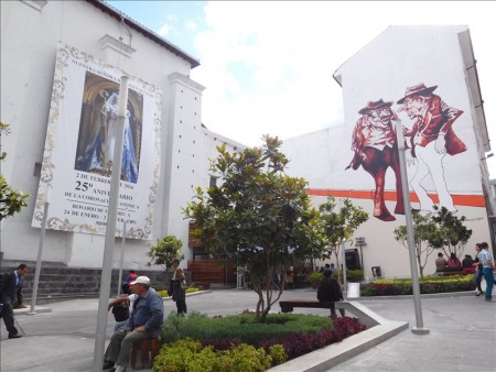 エクアドル  世界遺産「キトの旧市街」の中心地と言えば独立広場 【キト】