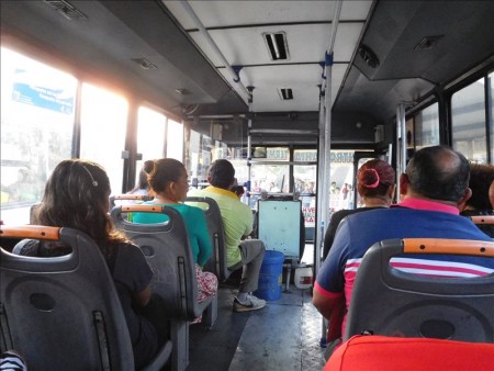 エクアドル  キト⇒グアヤキルへのバス移動