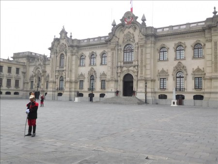 ペルー  世界遺産「リマ歴史地区」をブラブラ散策