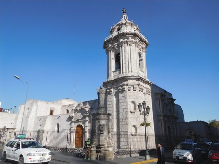 ペルー  ペルーには世界遺産がいっぱい_今度は「アレキパ市の歴史地区」