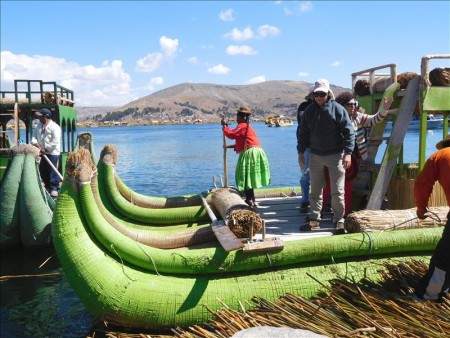ペルー  標高3800mのチチカカ湖に浮かぶ「ウロス島」（後編）