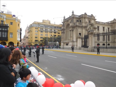 ペルー  ペルー旅行最終日はペルーの独立記念日