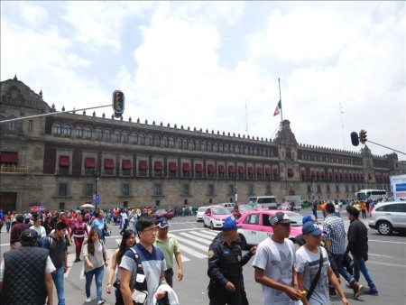 メキシコ  シウダデラとか中央広場（ソカロ）をブラブラ散策 【メキシコシティ】