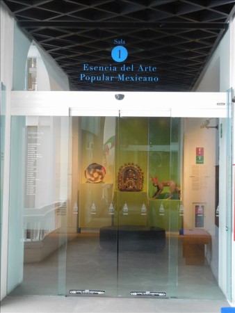 メキシコ  メキシコシティの民芸品博物館