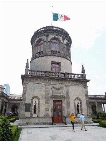 メキシコ  「バッタの丘」チャプルテペック城を見学してきた