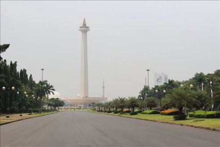 インドネシア  ジャカルタを散策_モナスとモスクと大聖堂