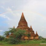 ミャンマー  川岸でたたずむブーパヤーにある面白い形の仏塔【バガン】