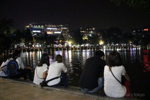 ベトナム  ロンビエン橋を見学してから夜のハノイを散策【ベトナム】
