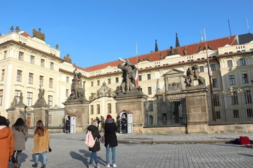 チェコ  世界遺産 プラハ歴史地区で一番の見所「プラハ城」