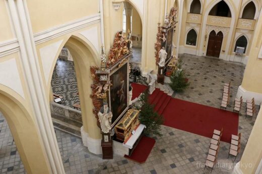 チェコ  大聖堂の天井裏はこんな感じ_クトナーホラの聖母マリア大聖堂