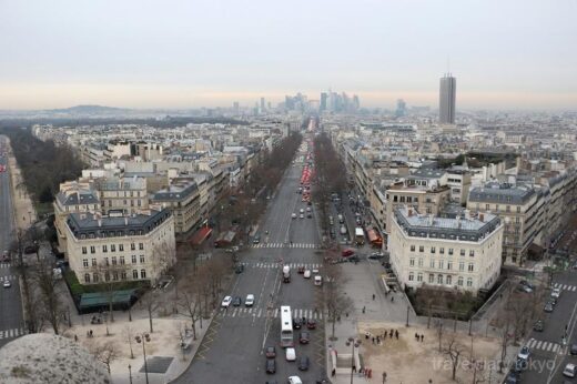 フランス  エトワール凱旋門_屋上テラスからの眺めはこんな感じ